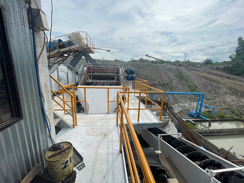 時(shí)產(chǎn)量500-1000噸的碎石生產(chǎn)線設(shè)備配置