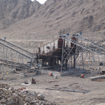 振動(dòng)篩篩箱開(kāi)裂、橫梁斷裂原因及改進(jìn)方法